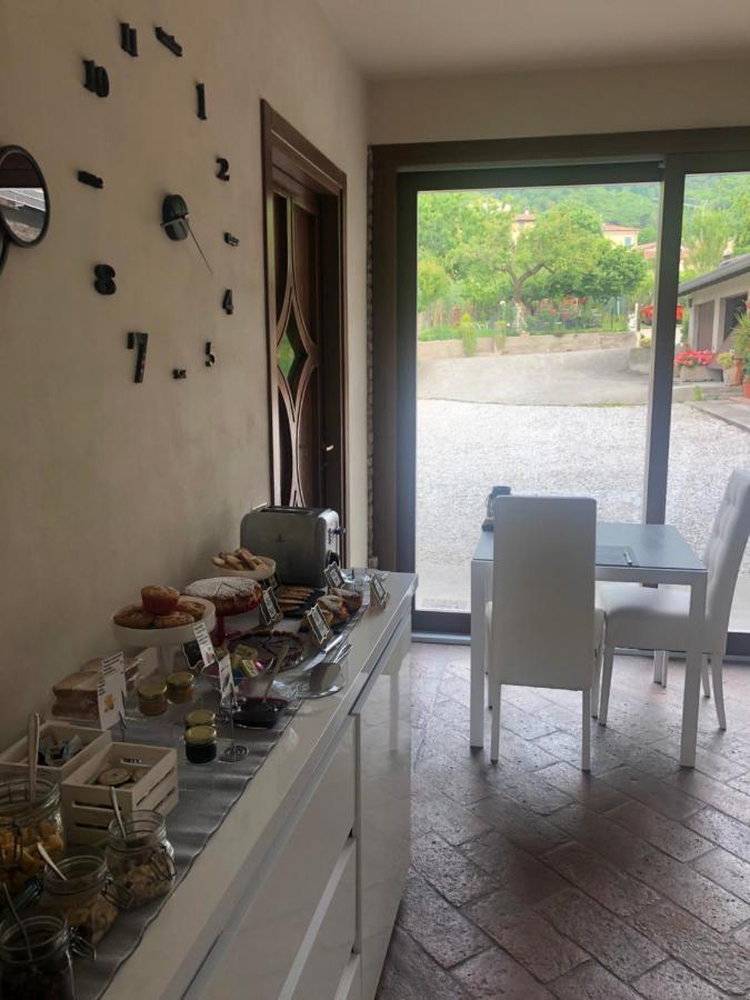 La Terrazza Sulle Vigne B&B Corte Franca Exterior foto