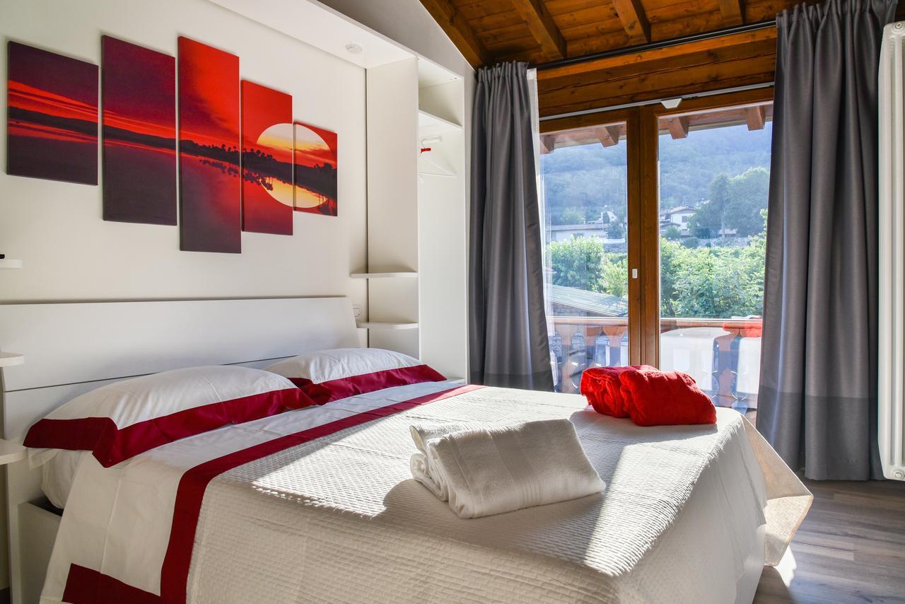La Terrazza Sulle Vigne B&B Corte Franca Exterior foto