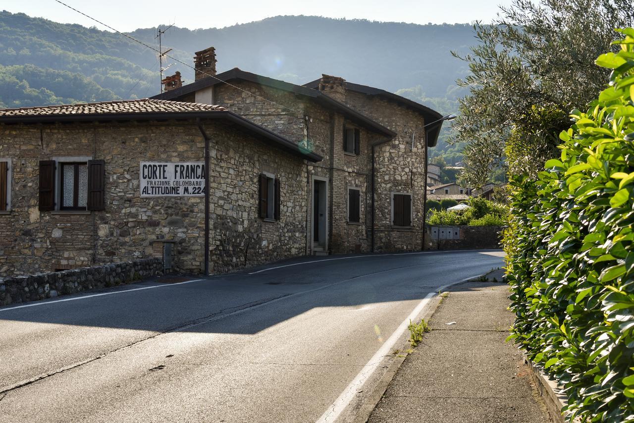 La Terrazza Sulle Vigne B&B Corte Franca Exterior foto
